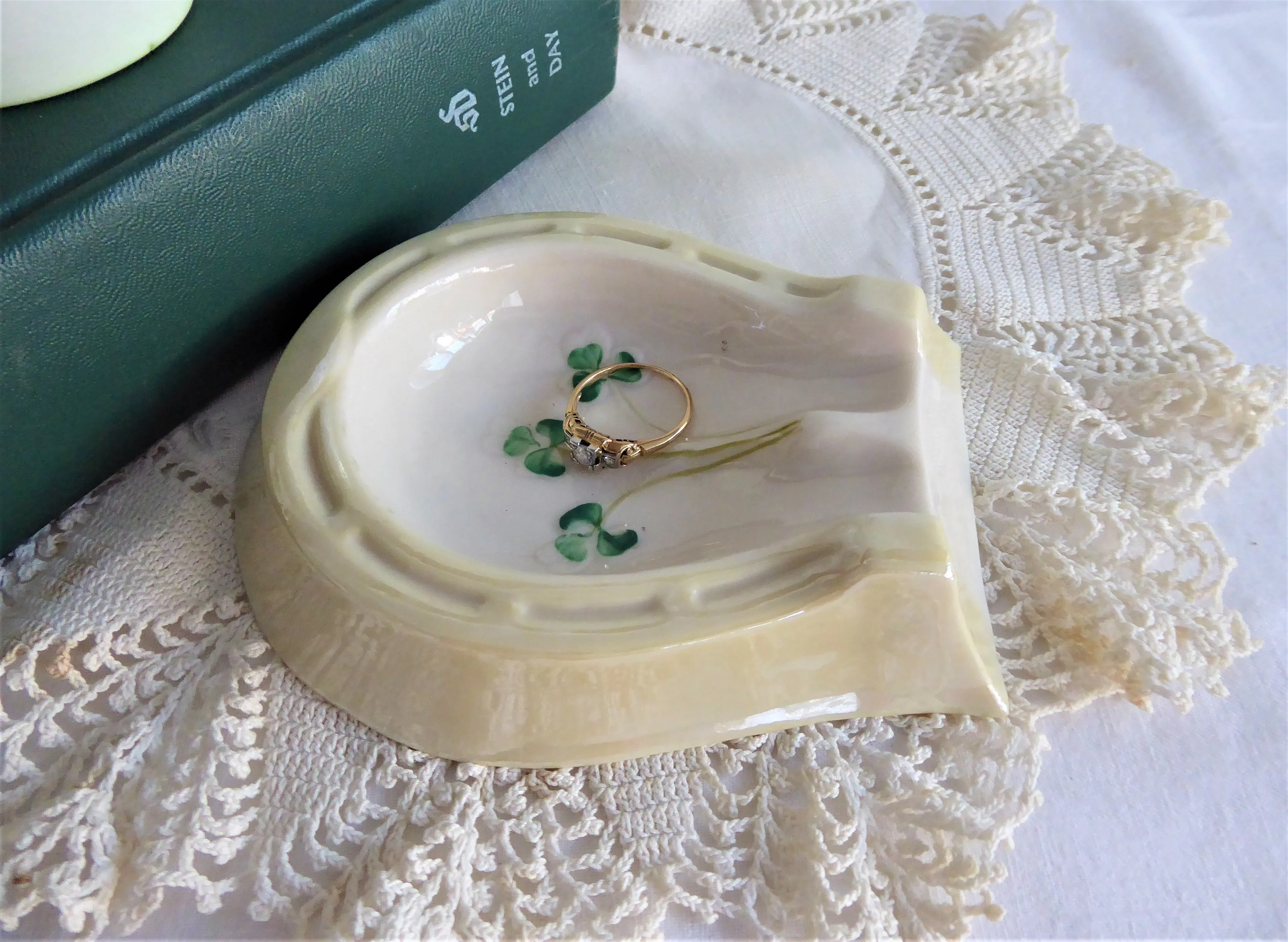 Belleek Shamrock Lucky Horseshoe Spoon Rest 1970s Luster Hand Painted Horses Hoof