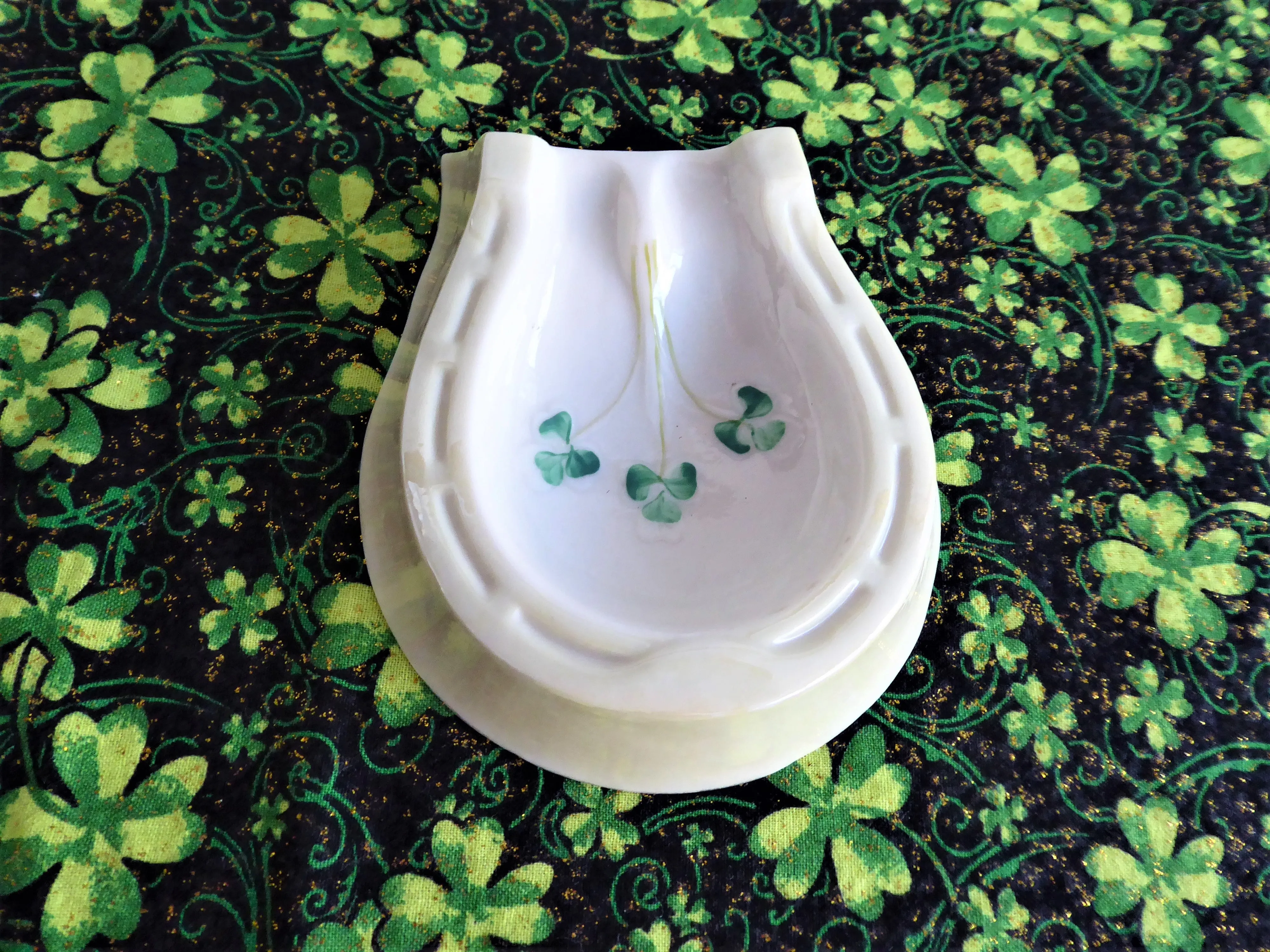 Belleek Shamrock Lucky Horseshoe Spoon Rest 1970s Luster Hand Painted Horses Hoof