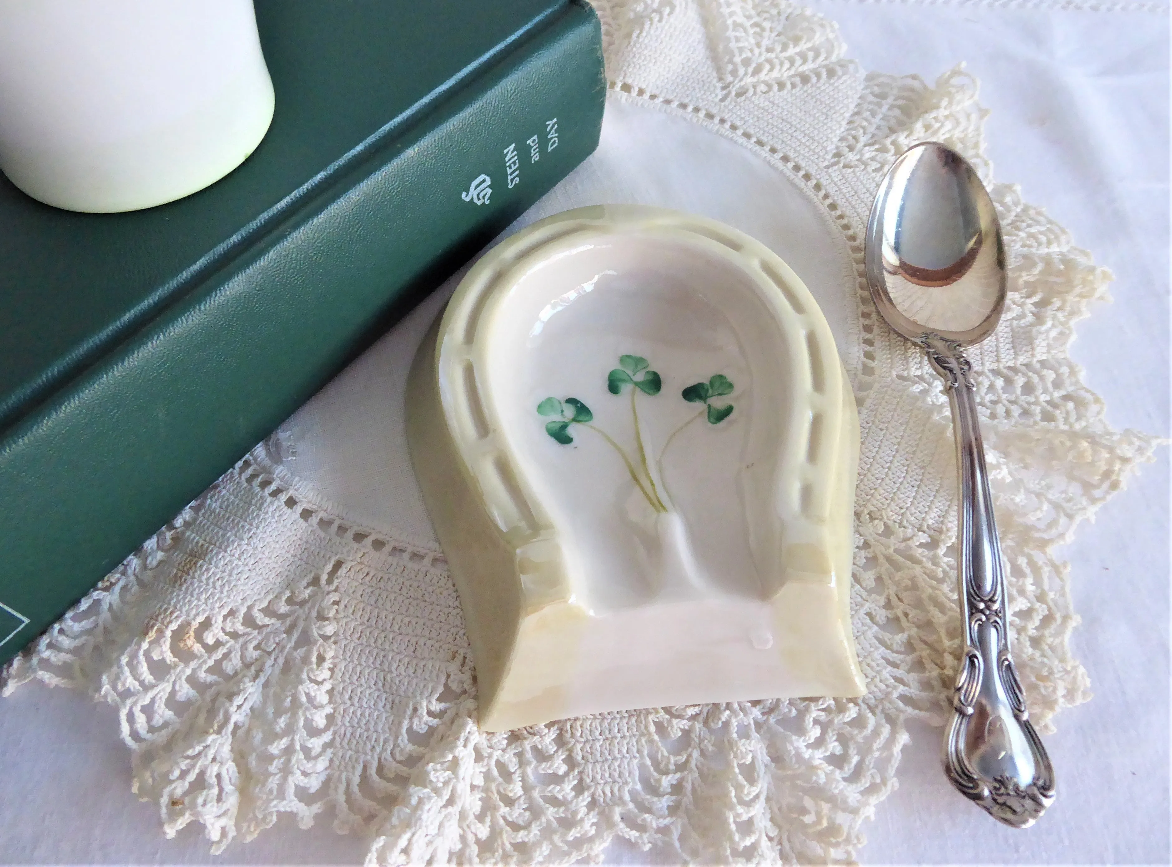 Belleek Shamrock Lucky Horseshoe Spoon Rest 1970s Luster Hand Painted Horses Hoof