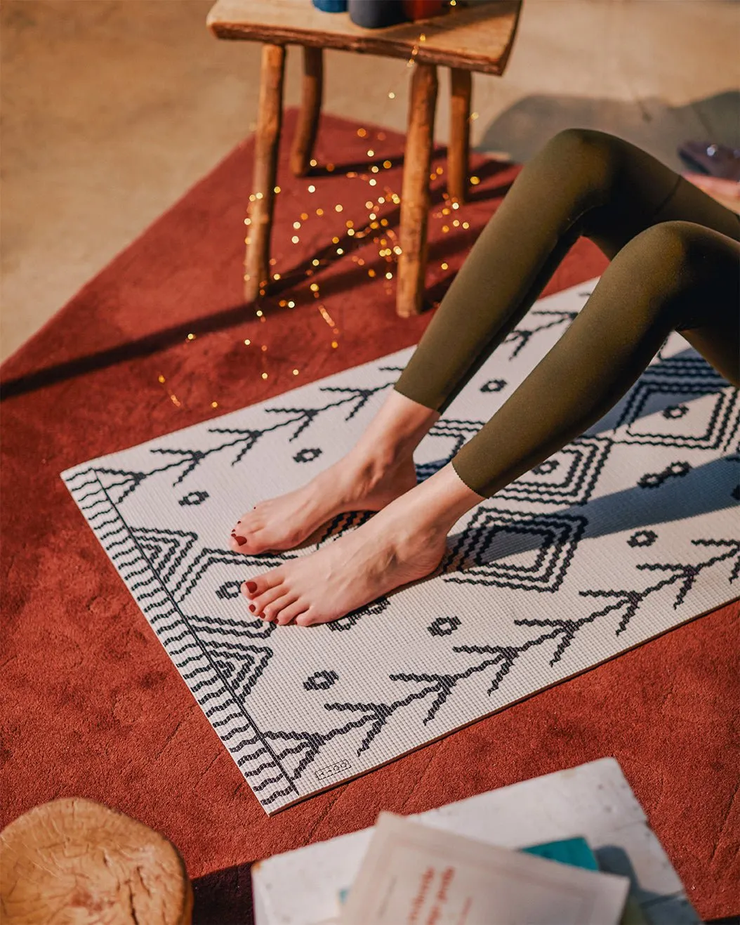 DOIY Yoga Mat Berber BLACK/WHITE