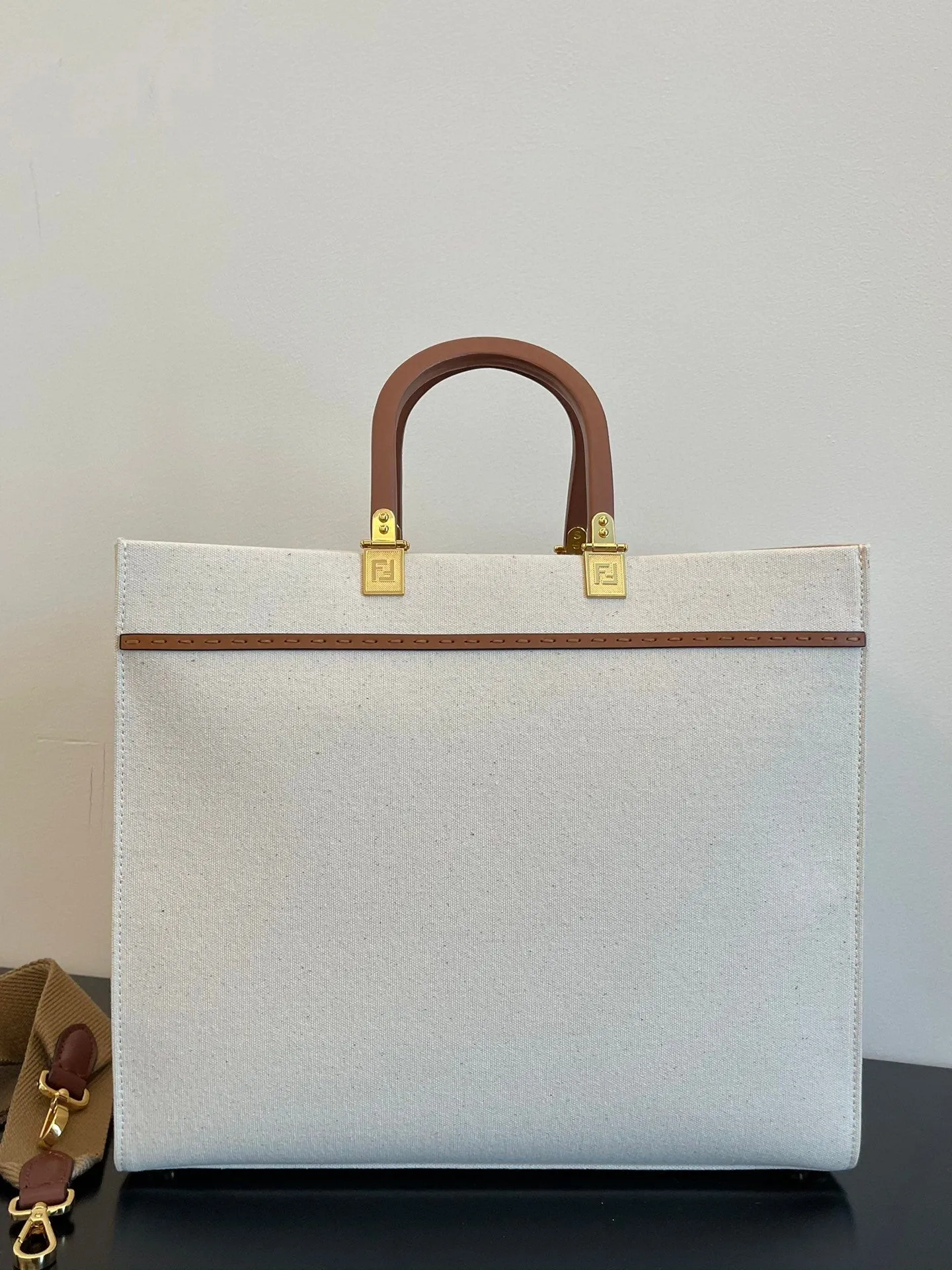 FI Sunshine Large Tote Bag Light Grey For Women, Women&#8217;s Handbags, Shoulder Bags 15.7in/40cm FF 8BH372