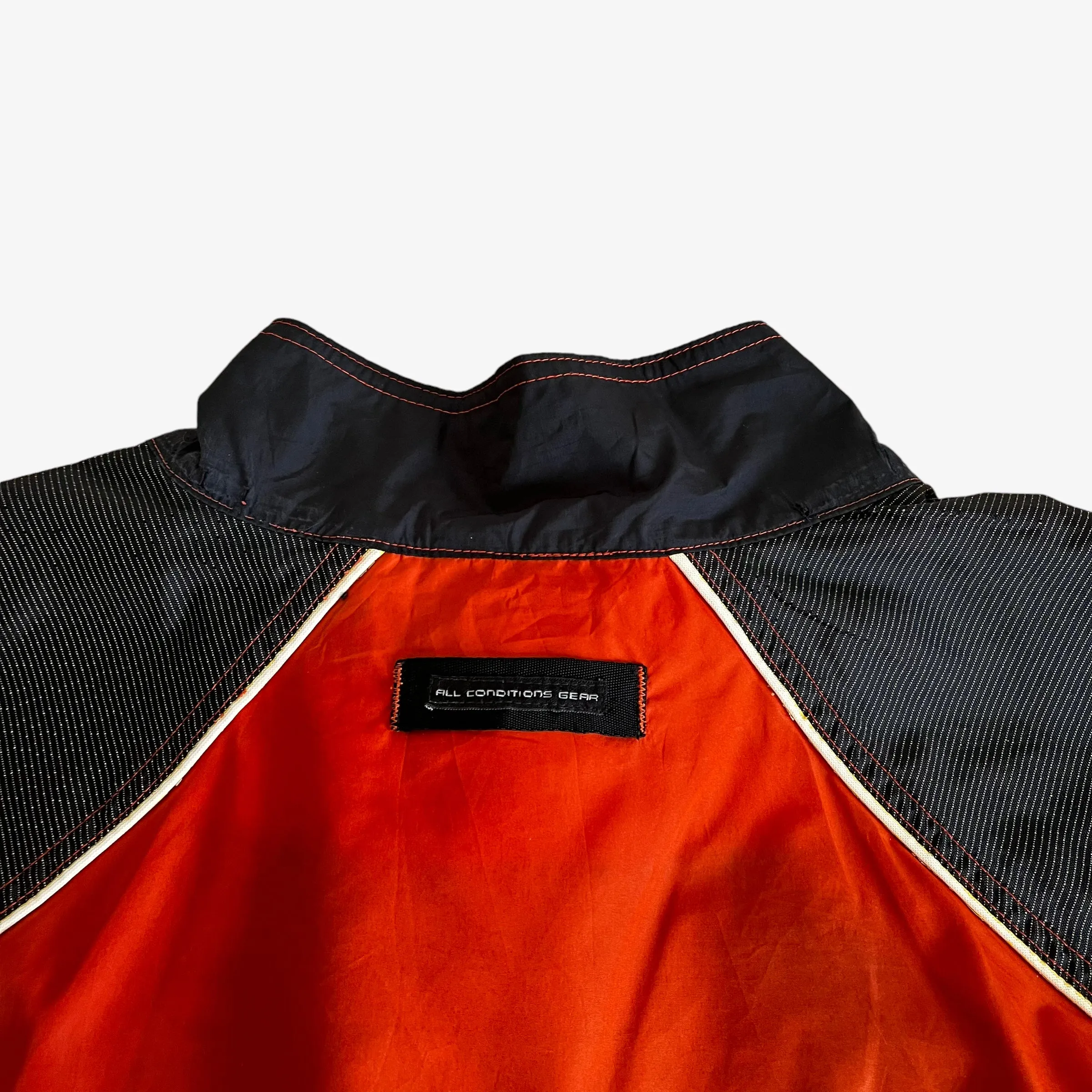 Nike ACG Outer Layer 3 Utility Jacket With Back Foldable Pouch