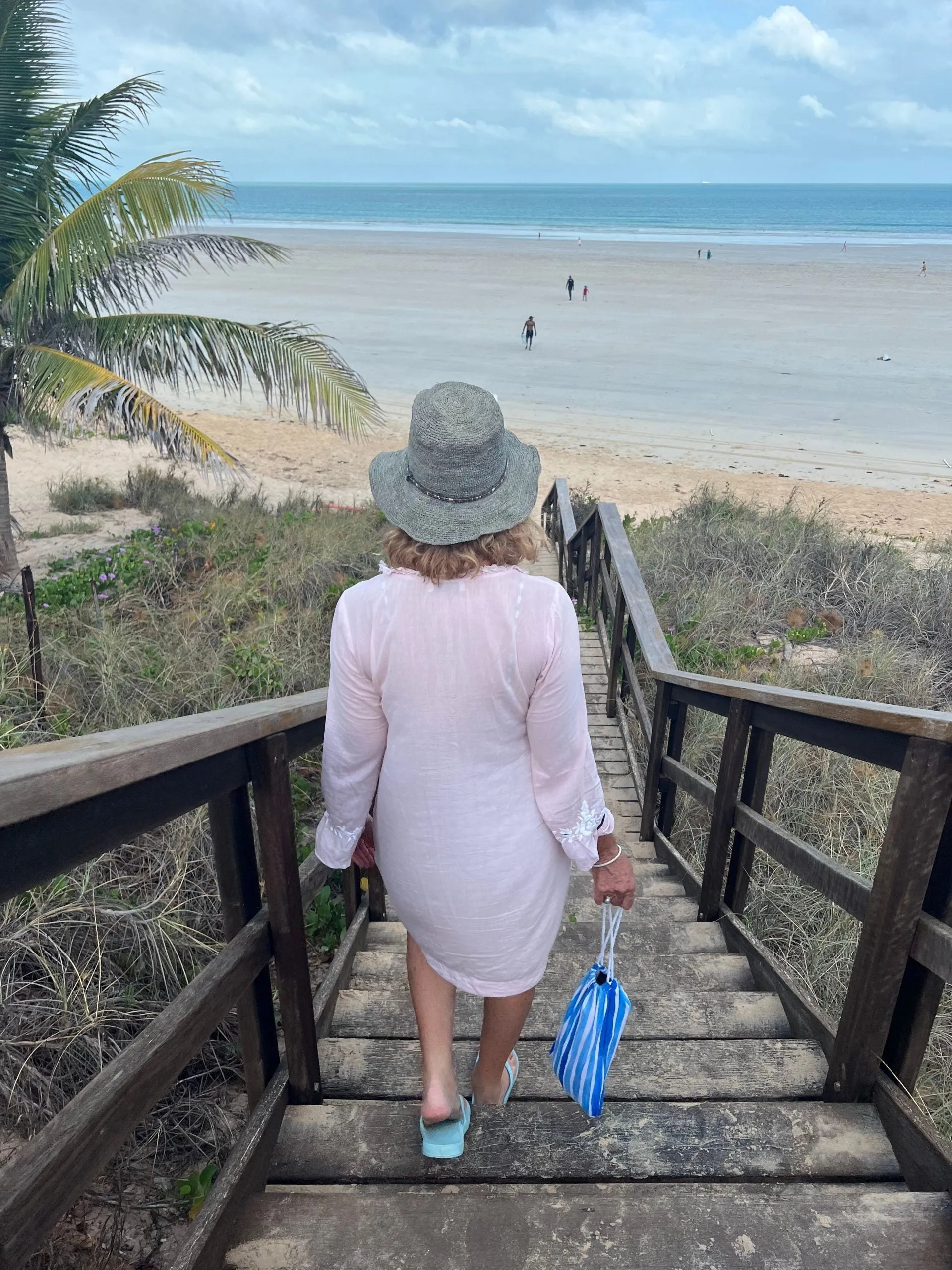 Noosa Sand Free Carry Bag