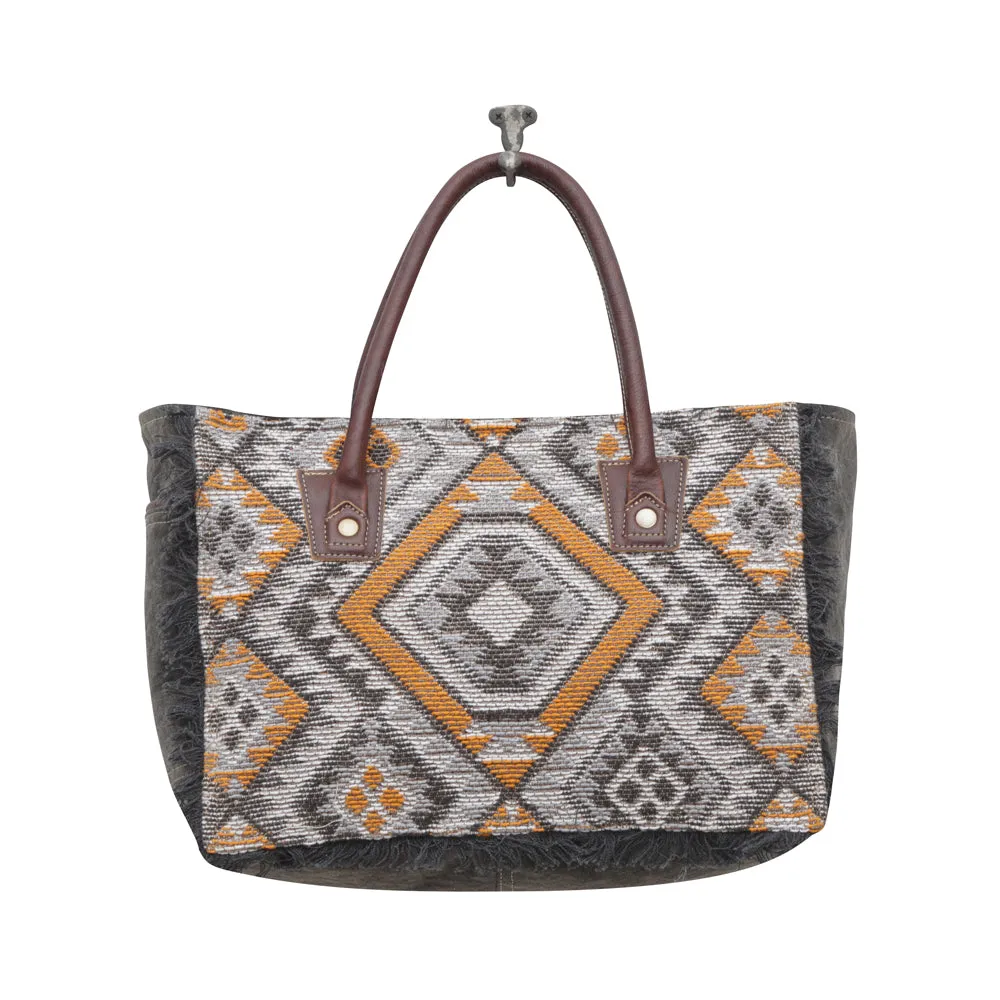 Orange Affairs Small & Crossbody Bag
